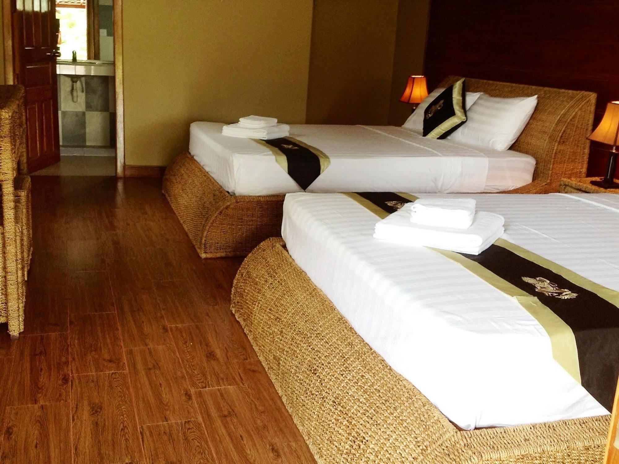 Atmaland Resort Кеп Екстер'єр фото